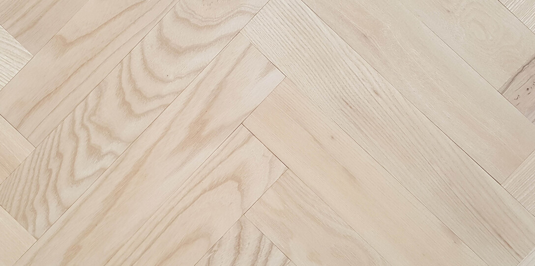 Oak Champagne chevron