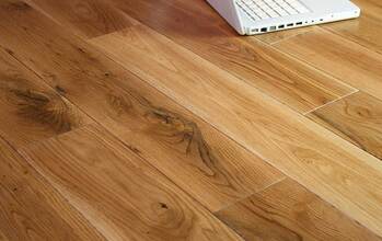  Floorboard lacquered